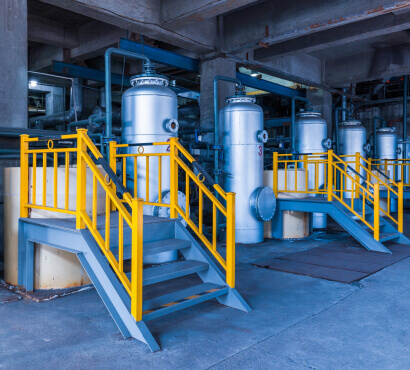 Equipamento industrial e estrutura fabril
